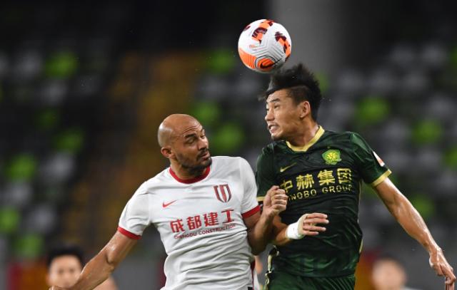 kaiyun-谢峰：球队中场被动 达布罗与国安以往外援有差距