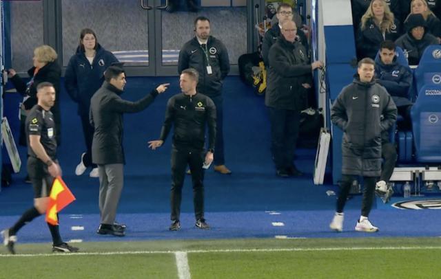 开云服务-冠军焦虑催生丑陋胜利，枪手战术保守or心理保守？