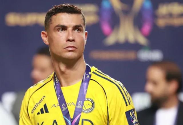 开云服务-俱乐部股东“端水”不平C罗很不满 今夏告别沙特？